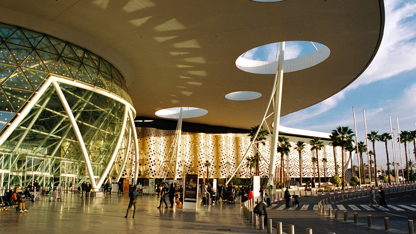 Private transfer vehicle for Marrakech Menara Airport arrivals into the medina and city hotels