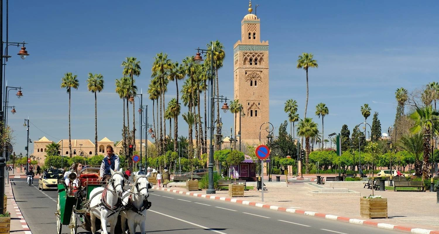 Private chauffeur vehicle for medina-edge, Atlas and desert tours from Marrakech